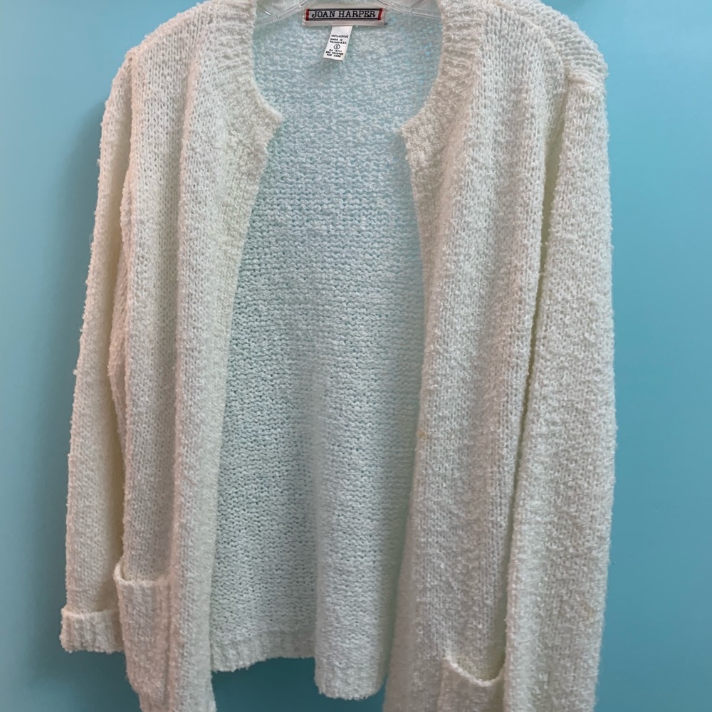 Women’s Cardigan Sweater